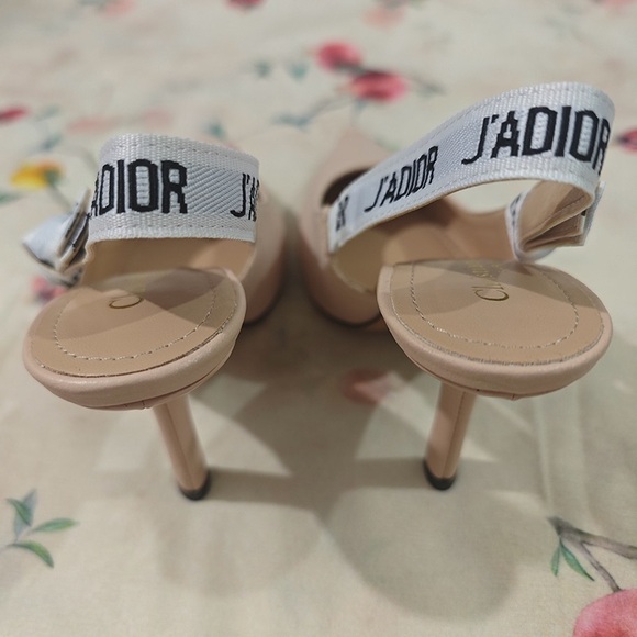 Dior Nude Pink Pumps - Picture 4 of 6
